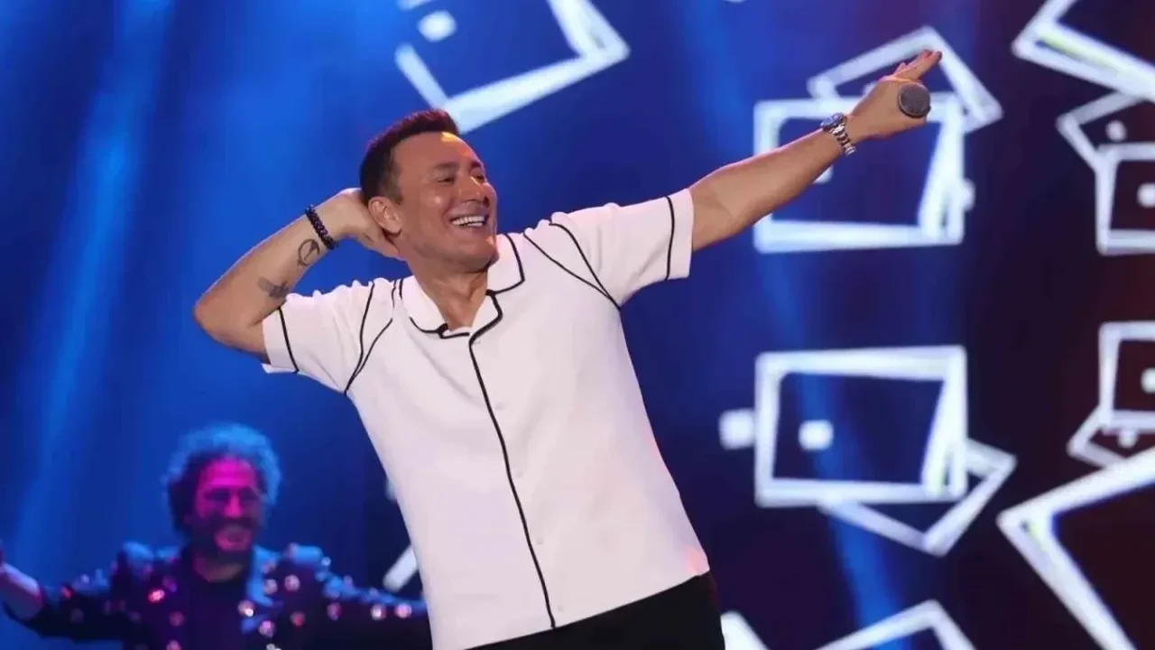 Mustafa Sandal bir skandala imza attı! Müzik tarihinde bir ilk, başkalarının seslendirdiği şarkıları albüm yapıp satacak