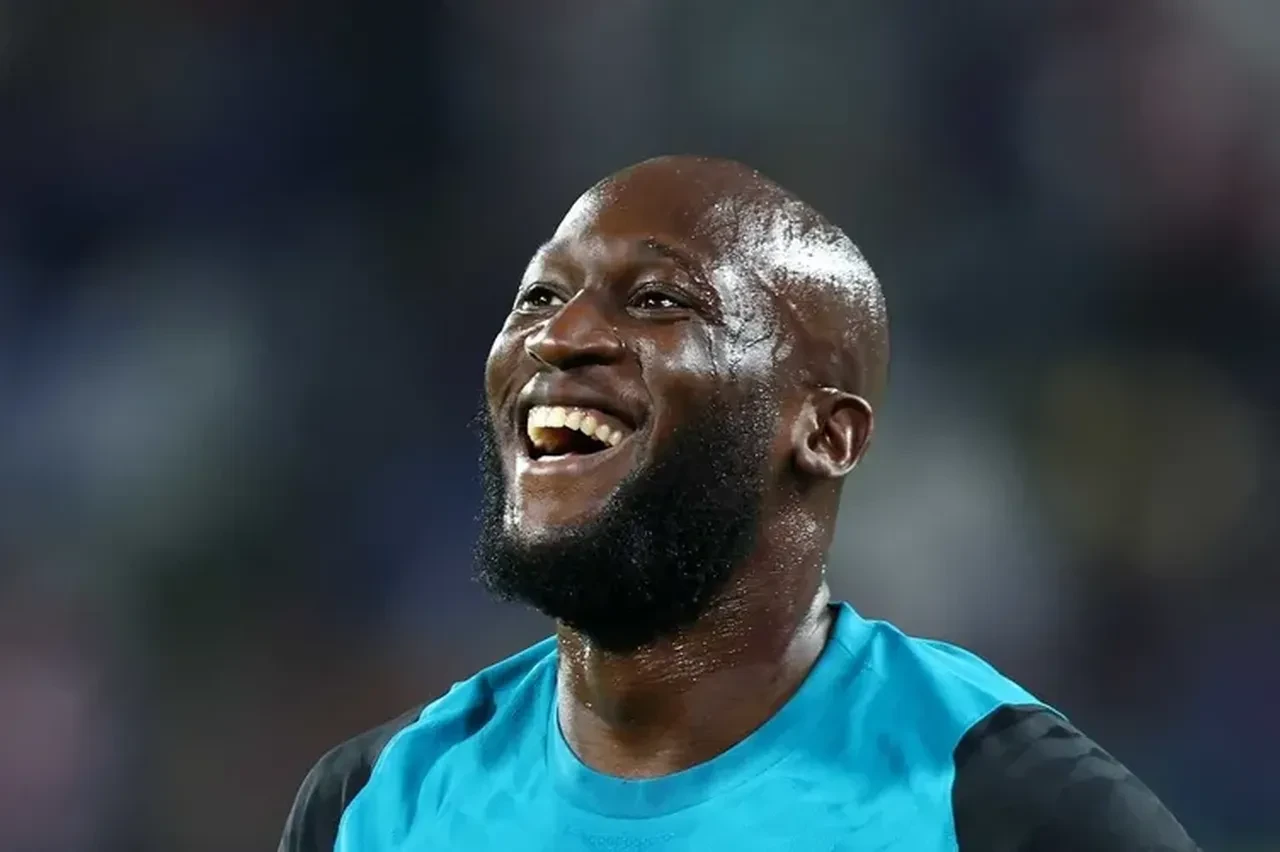 Romelu Lukaku için transfer savaşı! Fenerbahçe ve Beşiktaş karşı karşıya: Yıldız isim için yarış başladı