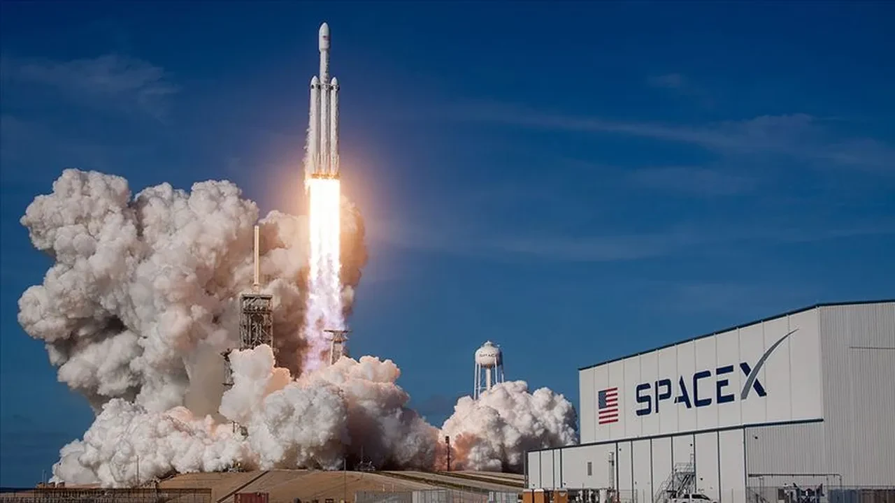 SpaceX’te halka arz öncesi Musk’a dev ödül planı