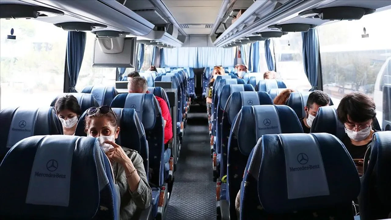 Bayramda tatile gidecekler dikkat! Seferler tükendi, bilet fiyatlarına ayar