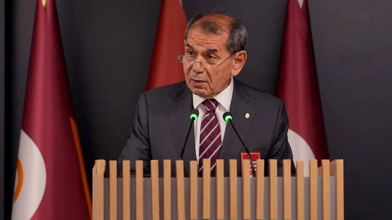 Dursun Özbek yeni hedefleri açıkladı! Şampiyonlar Ligi sözleri taraftarları heyecanlandırdı