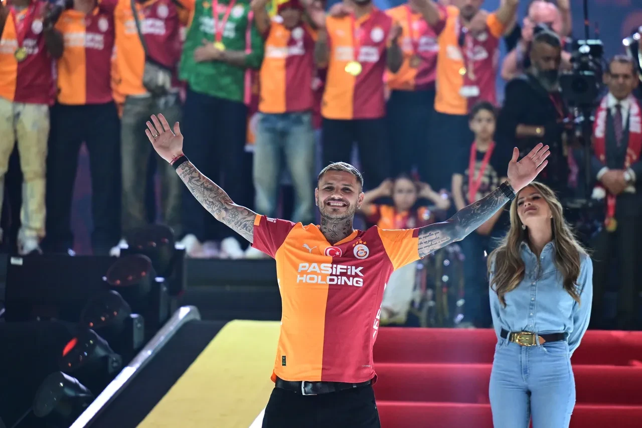 Dursun Özbek'ten Icardi ve Torreira açıklaması