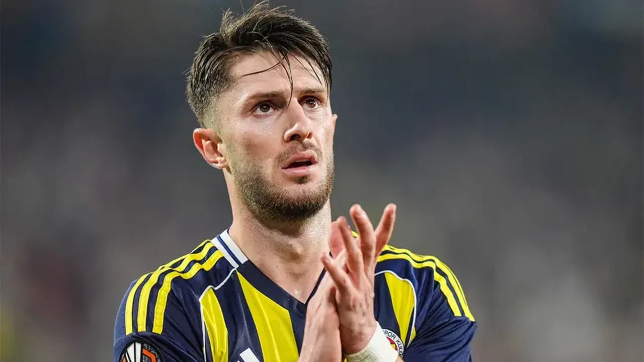 Fenerbahçe'de İsmail Yüksek sürprizi! Dünya Kupası sonrası karar verilecek