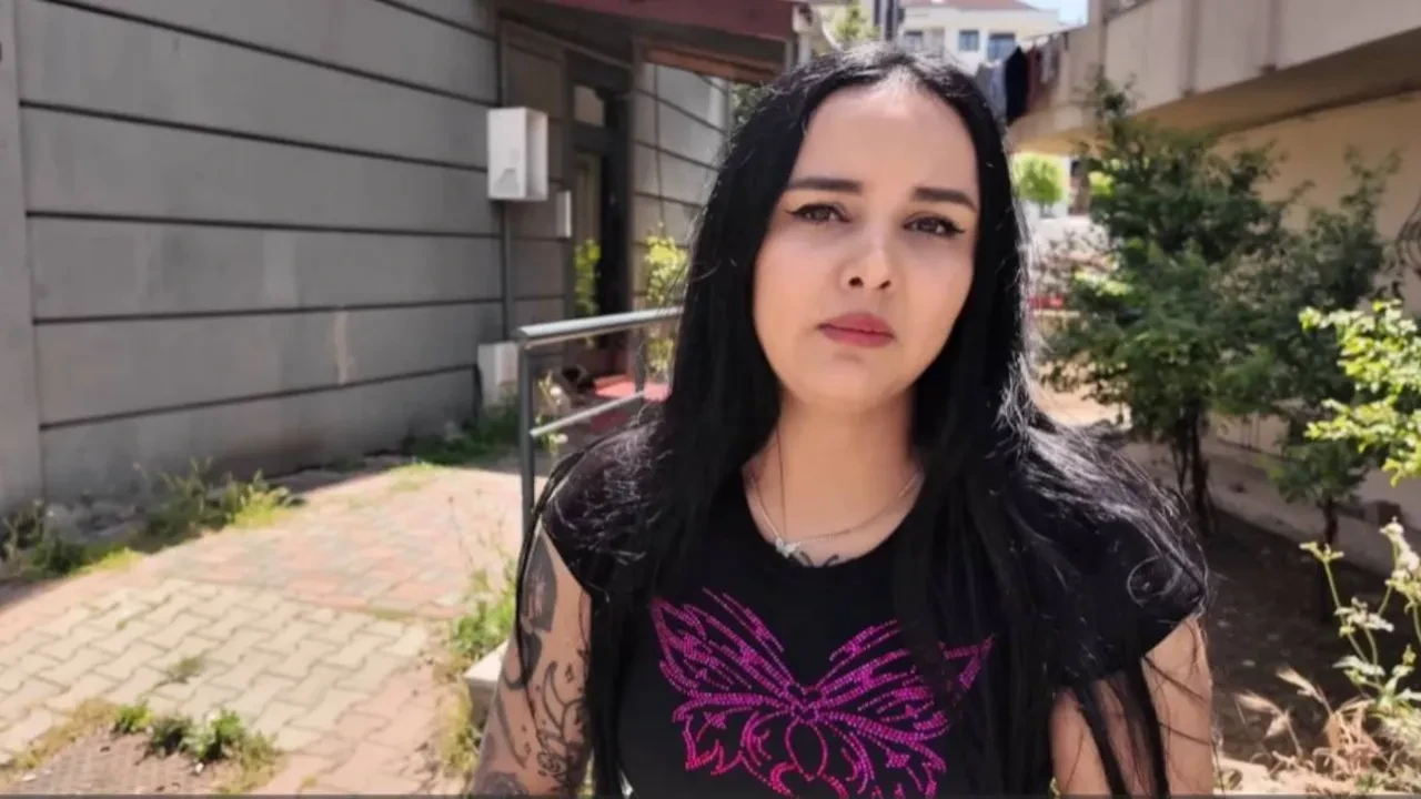 Hülya Sönmez kimdir? Hülya Sönmez kaç yaşında? Hülya Sönmez evli mi?