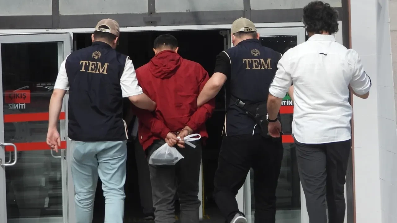 Interpol'ün aradığı DEAŞ’lı terörist Eskişehir'de kıskıvrak yakalandı!