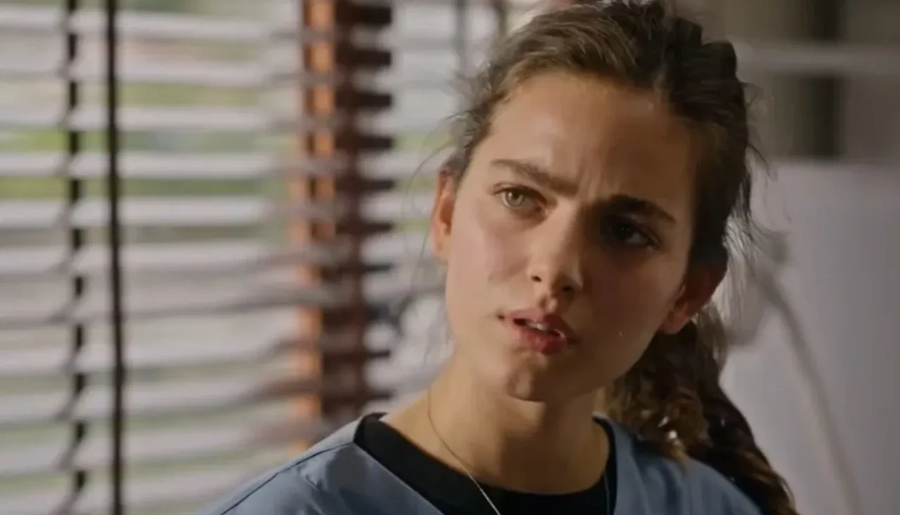 Taşacak Bu Deniz'in yıldızı Ava Yaman'ın yeni adresi belli oldu! “Dokunmadan Aşk” filmiyle ekrana geliyor