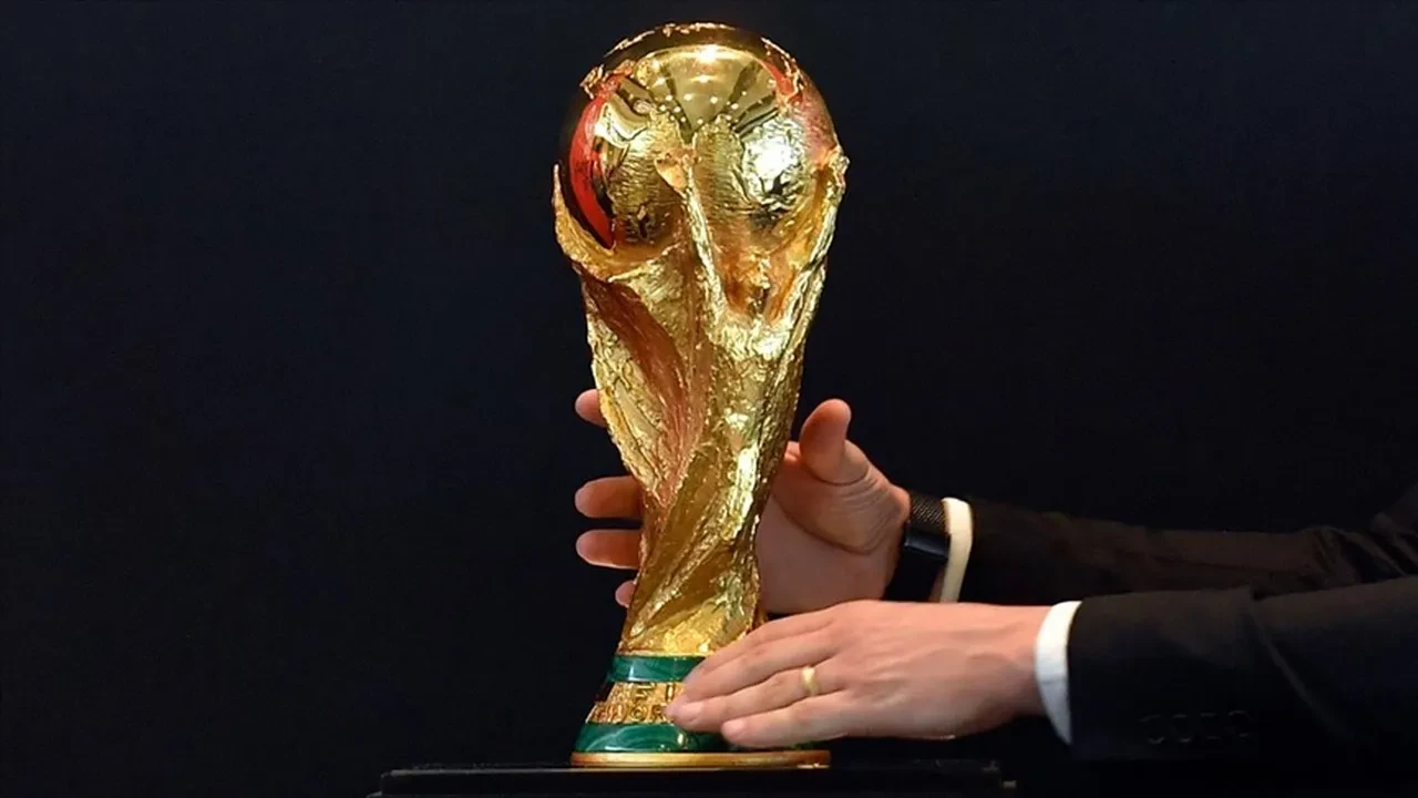 Yapay zekanın 2026 Dünya Kupası tahmini ortalığı karıştırdı! Kupayı kaldıracak takım şaşırtırken Türkiye hakkında da çarpıcı bir tahmin geldi