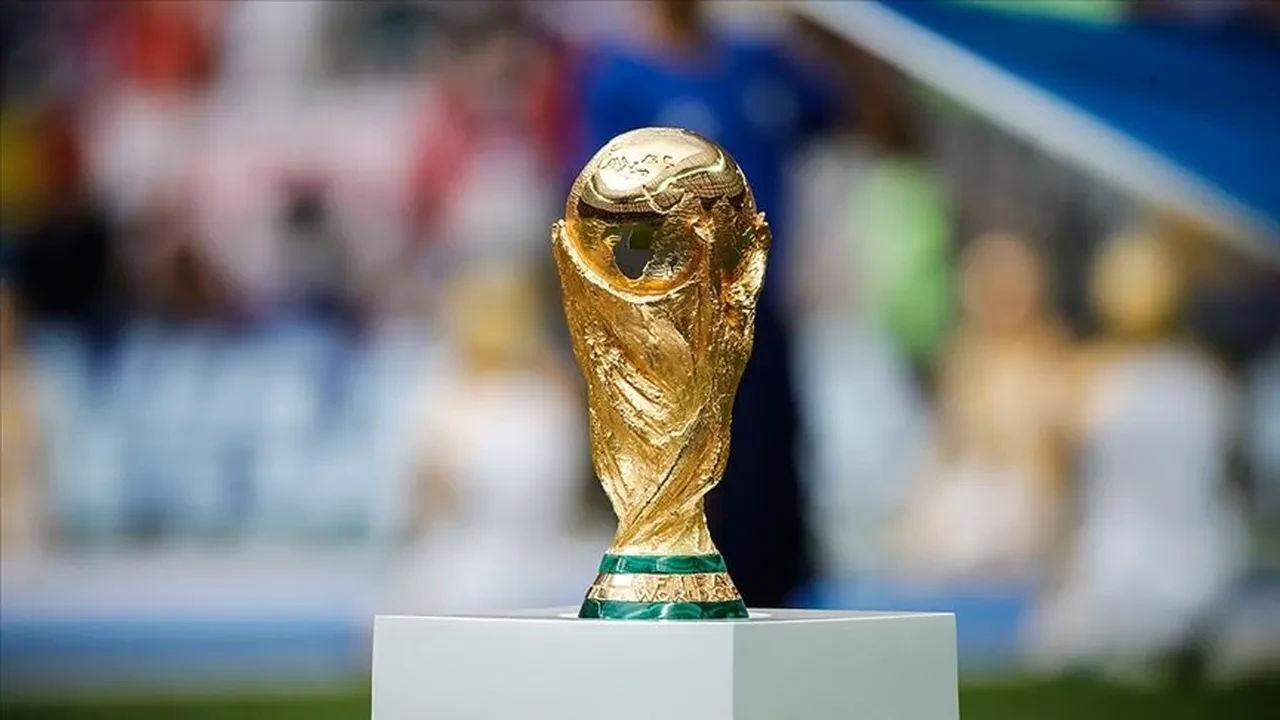 Yapay zekanın 2026 Dünya Kupası tahmini ortalığı karıştırdı! Kupayı kaldıracak takım şaşırtırken Türkiye hakkında da çarpıcı bir tahmin geldi