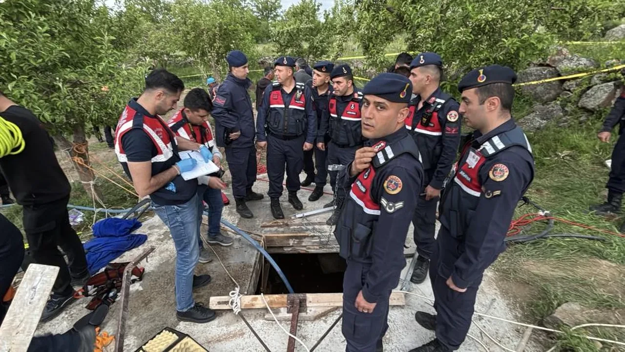 Aksaray'da 3 kişi temizlik için girdikleri kuyuda zehirlenerek hayatını kaybetti