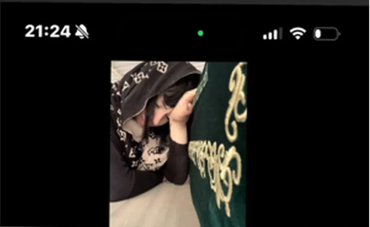 Cenazede çektiği video ile tepki toplayan Umut Akyürek'in kızı Melek Bal kendini savundu