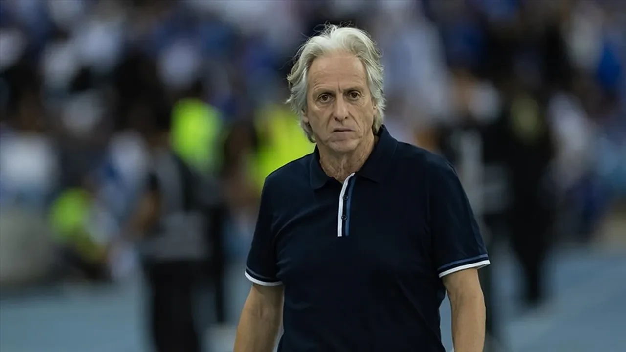 Dünyanın en iyi teknik direktörleri belli oldu! Sadece 1 Türk teknik adam futbol tarihine damga vuran isimler arasına girdi