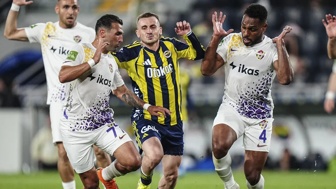 Fenerbahçe ile Eyüpspor, 3-3 berabere kaldı! Gollü maçta kazanan çıkmadı, Eyüpspor ligde kaldı