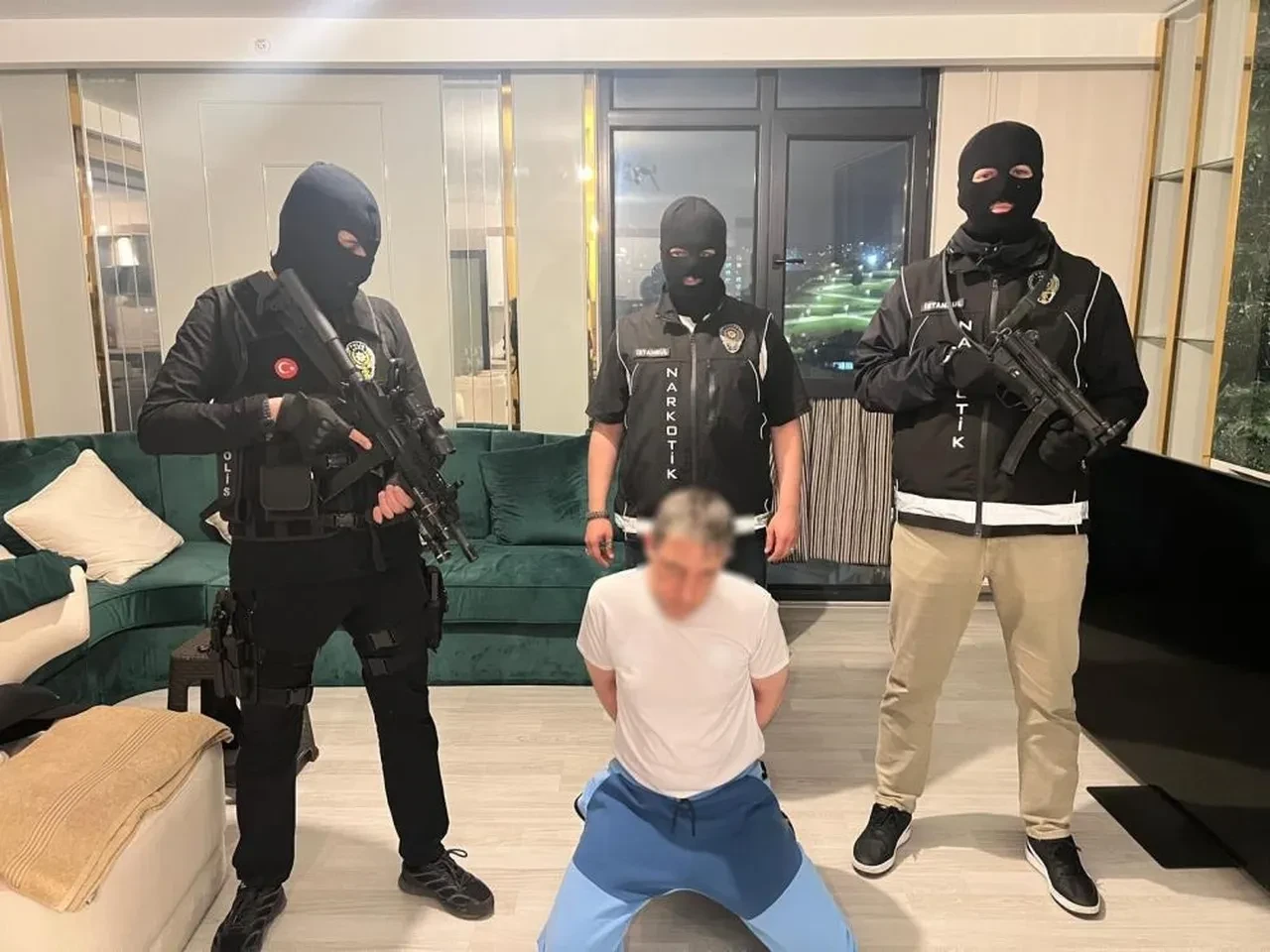 Kırmızı bültenle aranıyordu! MİT'in operasyonuyla yakalandı