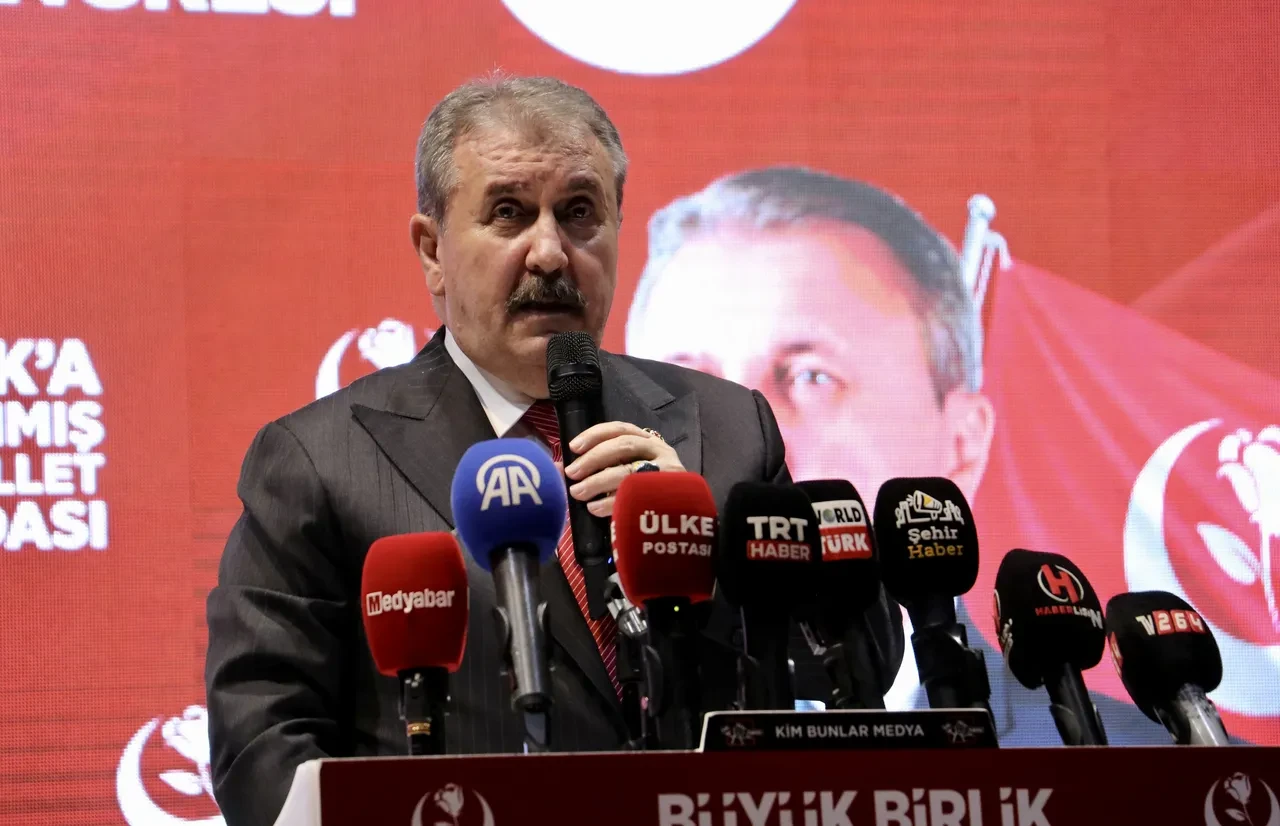 Mustafa Destici'den Ahmet Türk'e sert tepki: Hainlik yapıyor, kes sesini!