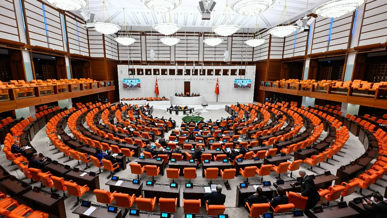 TBMM'de bu hafta: Vergi indirimi ve borç ödeme kolaylığı geliyor