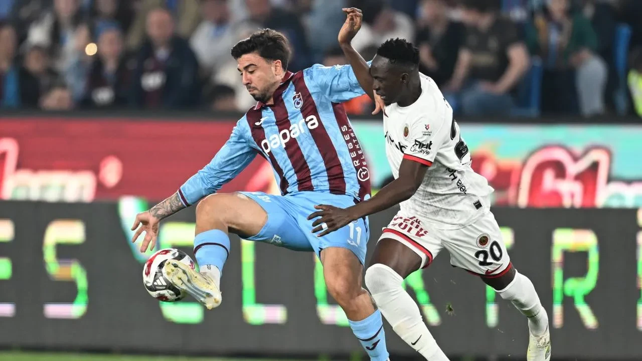 Trabzonspor sahasında 3-0'lık skorla yıkıldı! Gençlerbirliği deplasmanda kazandı, ligde kaldı