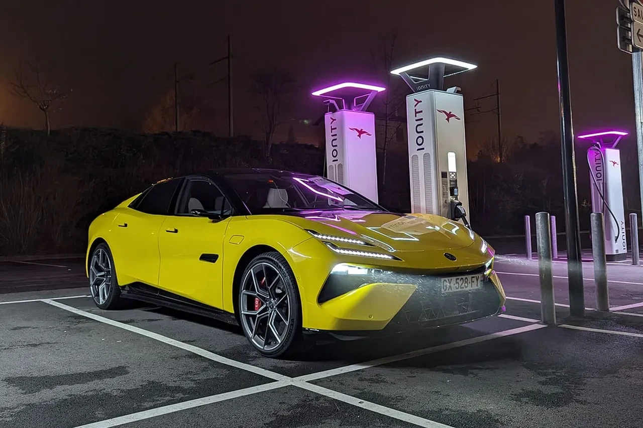 Uzun yolda en başarılı elektrikli otomobiller belli oldu: 500 kilometrelik zorlu otoyol testi sonuçlandı