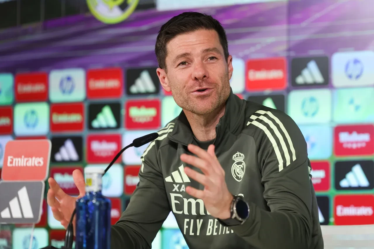 Xabi Alonso Chelsea'nin yeni teknik direktörü oldu