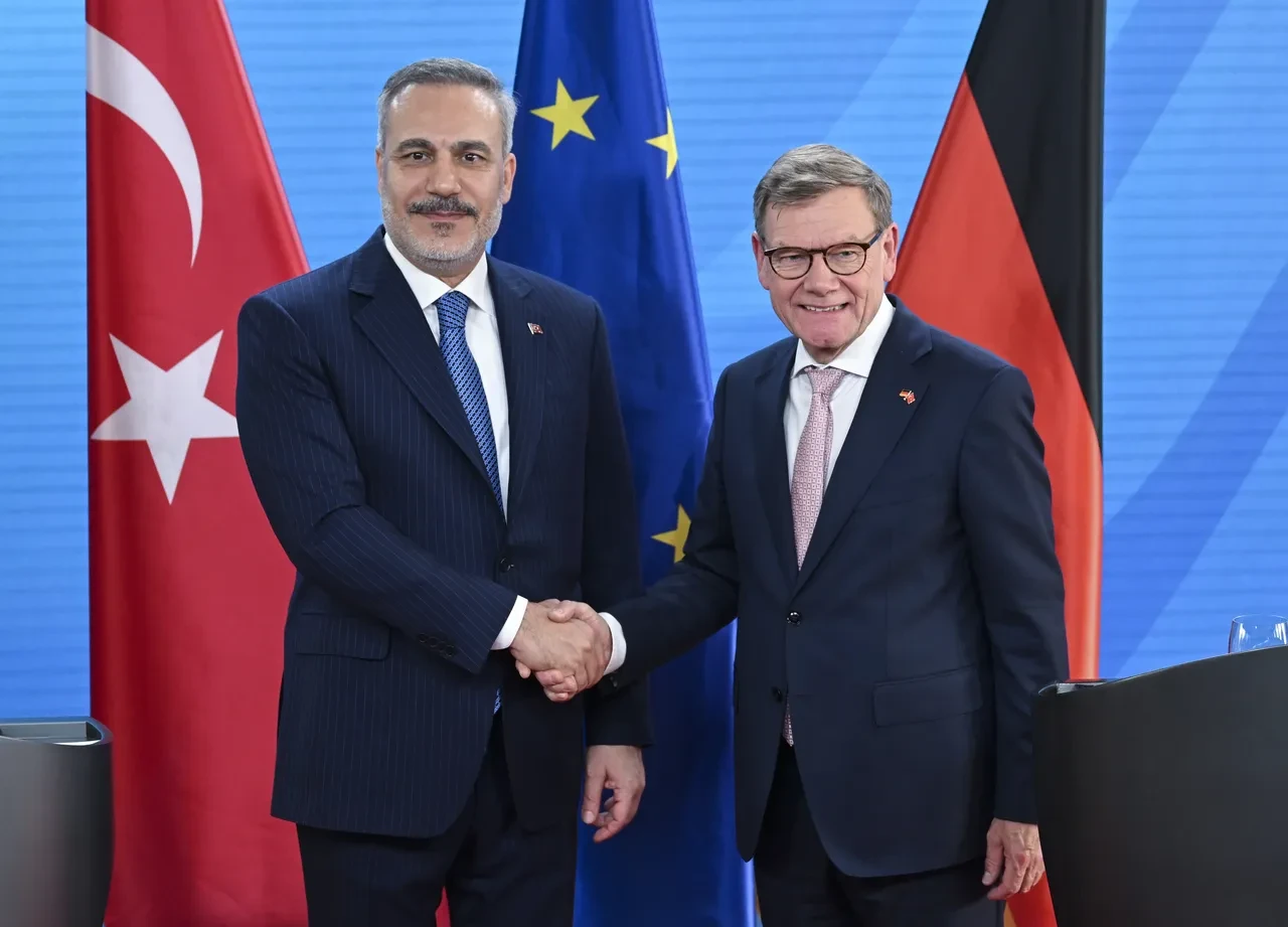 Almanya Dışişleri Bakanı Wadephul: "Türkiye AB yolunda ilerlerse Almanya güvenilir bir ortak olacaktır"
