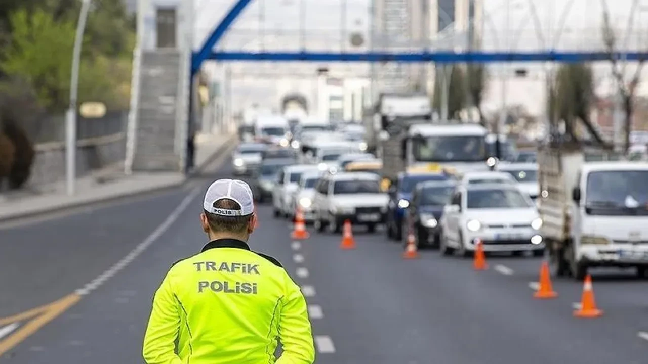 Ankara emniyeti duyurdu: Bazı yollar trafiğe kapatılacak 