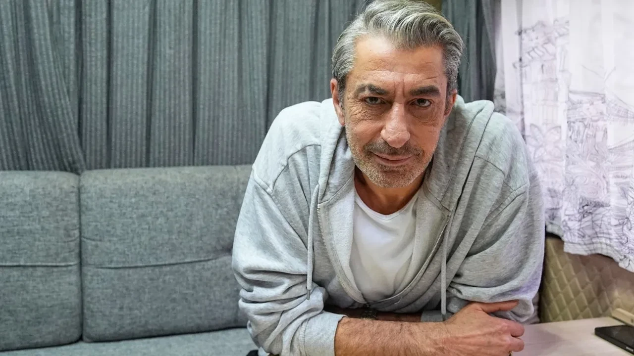 Erkan Petekkaya'dan Özgür Özel'e sert sözler! "Sahtekarsınız, Guguk Kuşusunuz" dedi, paylaşımı jet hızıyla sildi