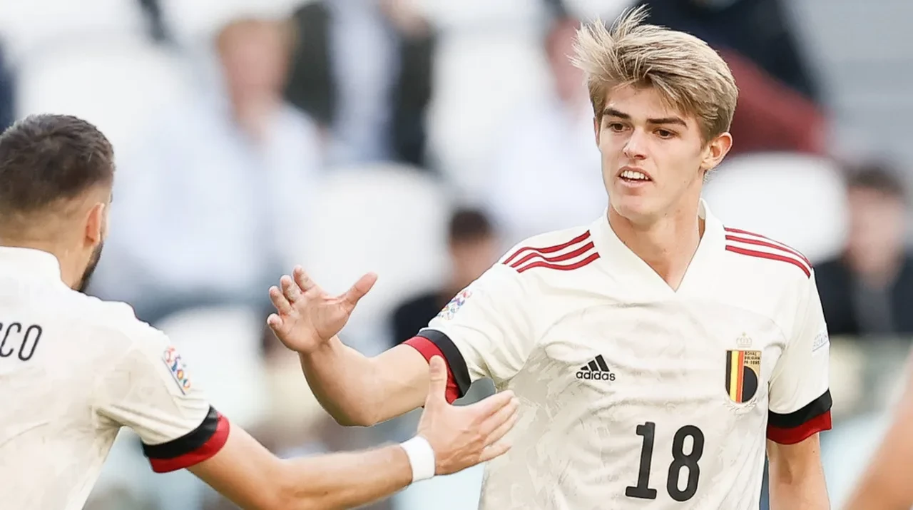 Galatasaray aradığı 10 numarayı buldu! 35 milyon Euro'luk Belçikalı yıldız radara girdi: Transferde rakip Bayern Münih