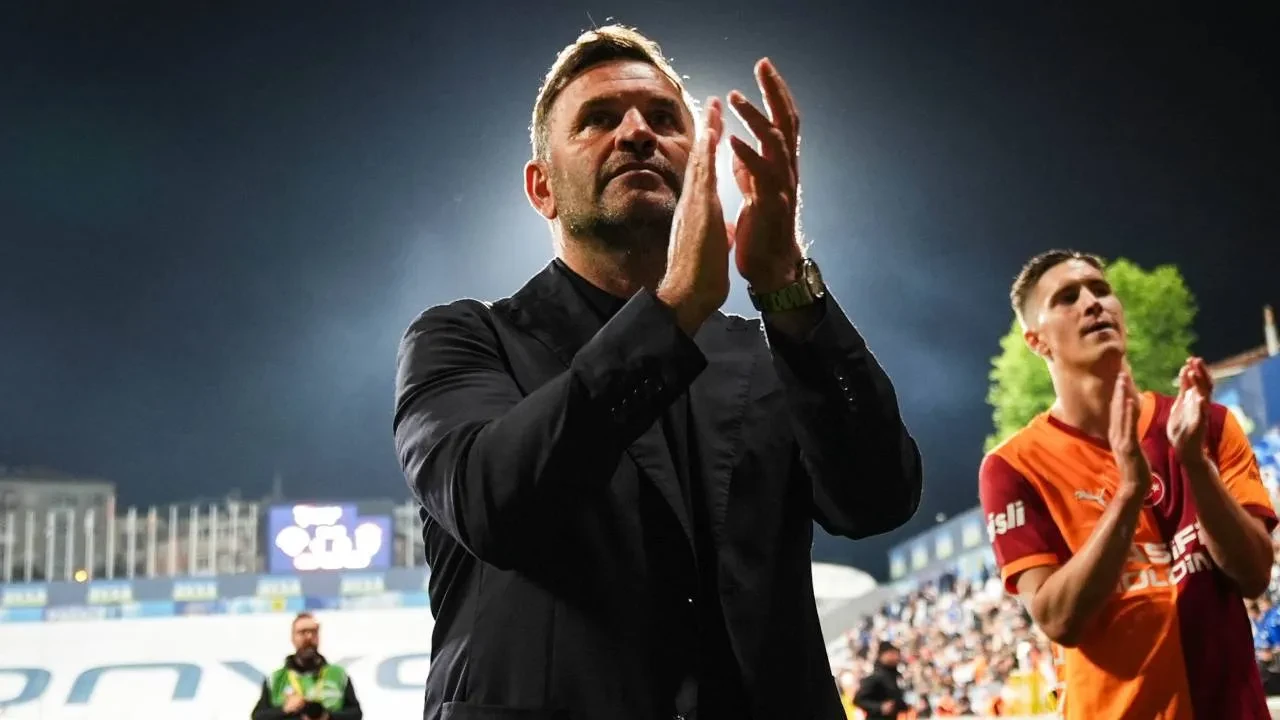 Galatasaray'da Okan Buruk'tan transfer açıklaması! "Hedefimiz, yeni sezon için iyi bir kadro kurmak"