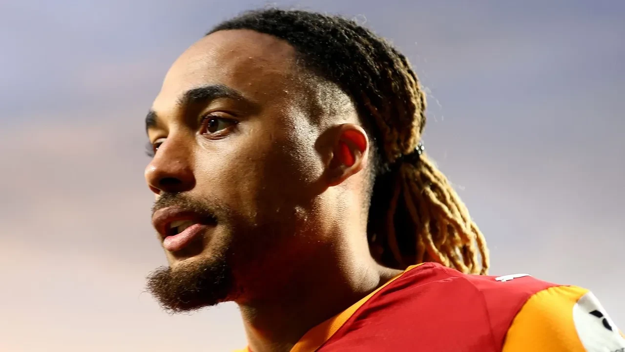 Galatasaray'da yaprak dökümü! 3 yıldızla yollar ayrılıyor: Yeni sezonda olmayacaklar