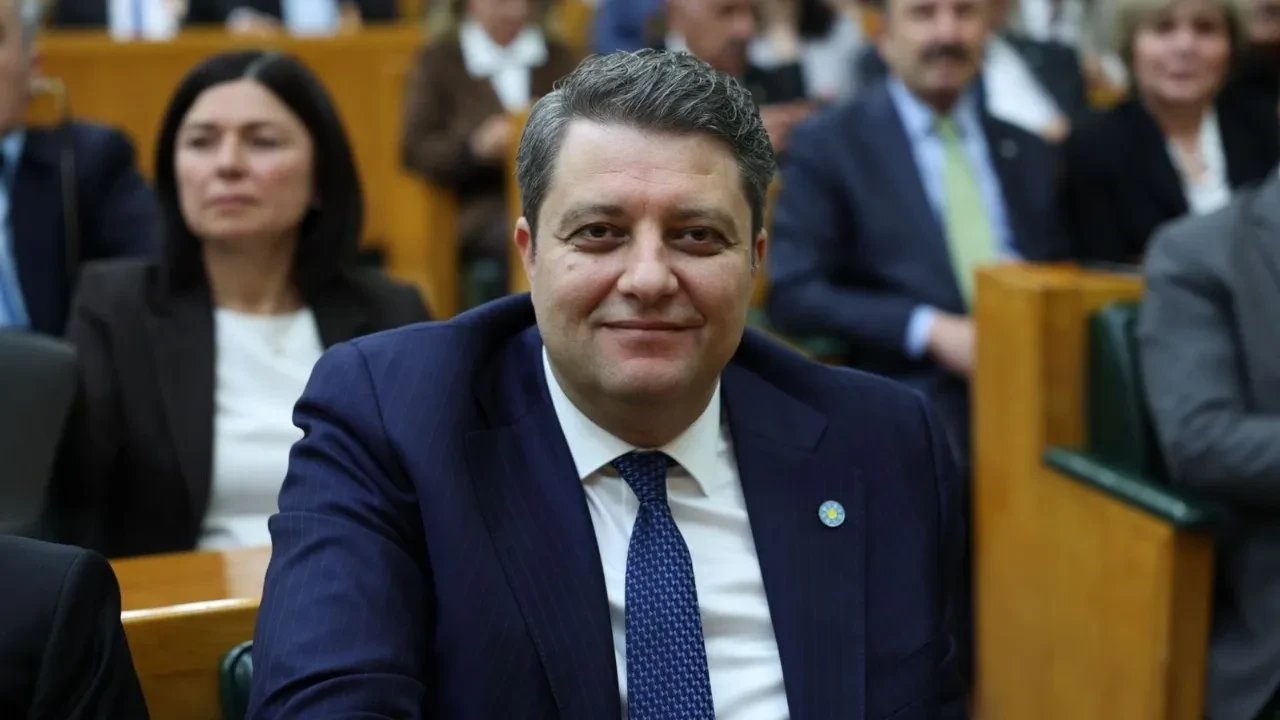İstanbul Milletvekili Ersin Beyaz, İyi Parti’den istifa etti