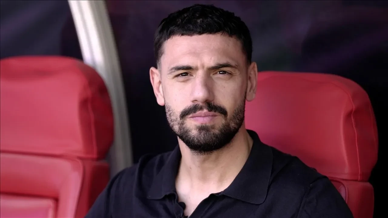 Merih Demiral kafe açtı! Milli yıldızdan örnek davranış: Şehit ailelerine her şey ücretsiz oldu