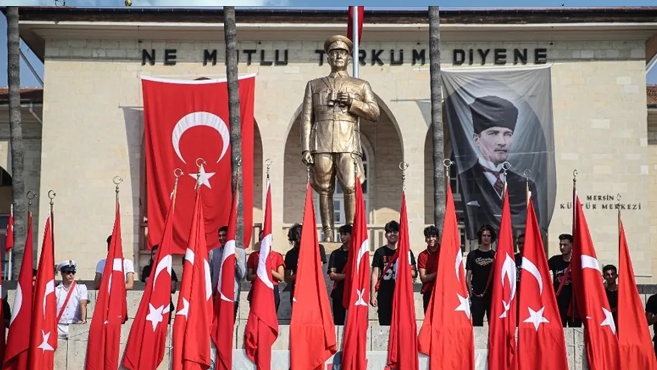 Asırlık coşku! Bağımsızlık aşkıyla tutuşan bir milletin küllerinden doğuşu: 107 yıldır sönmeyen ateş