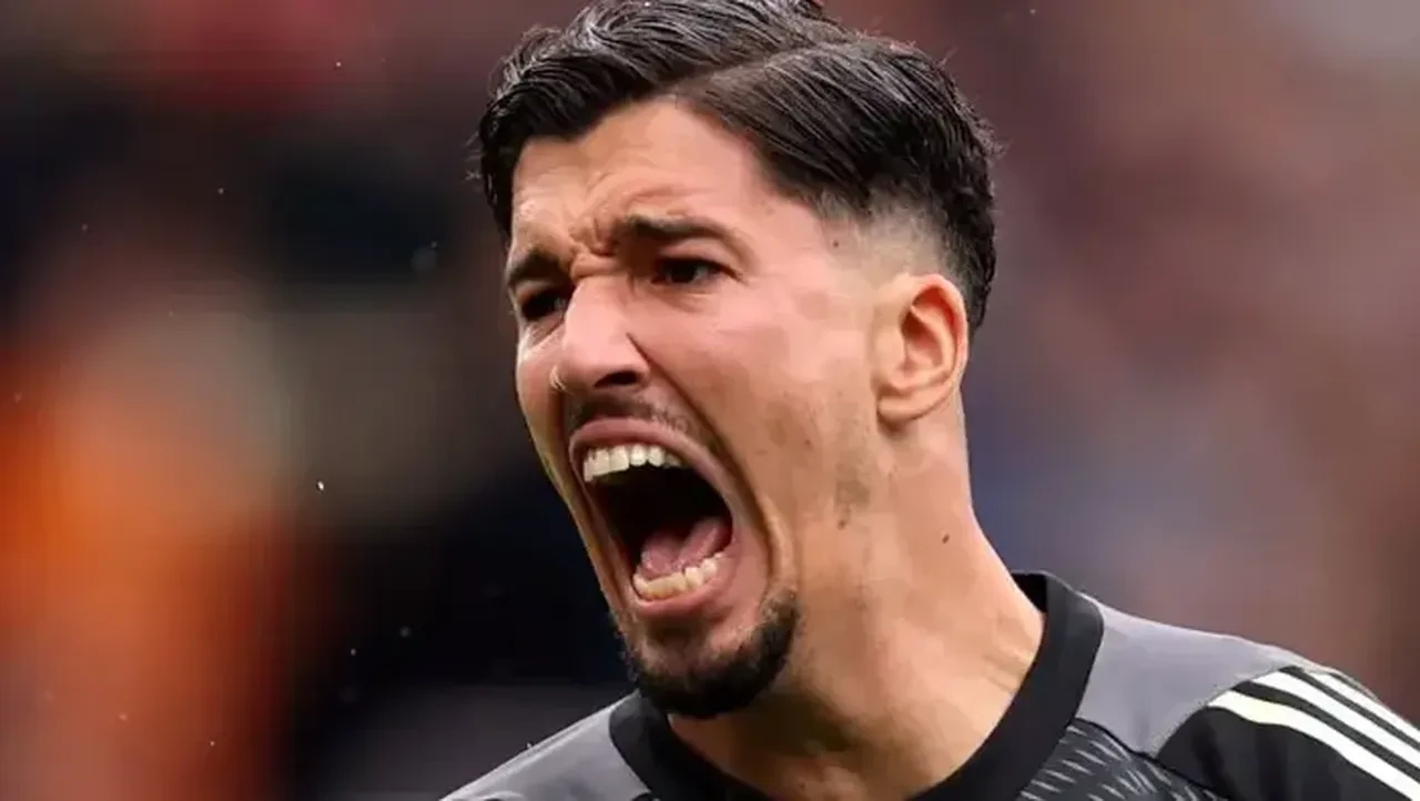 Beşiktaş'ta Altay Bayındır bombası! Fabrizio Romano transferi duyurdu: Son karar için dikkat çeken detay
