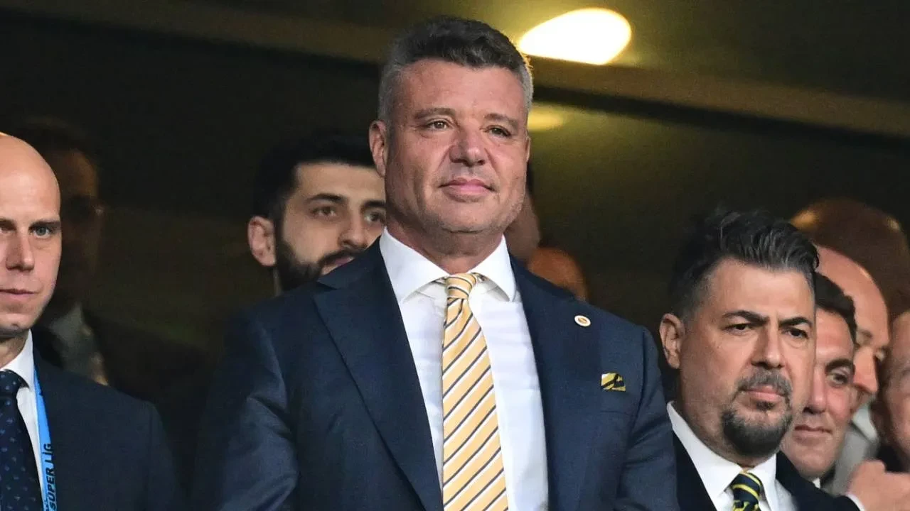 Fenerbahçe'de başkan Sadettin Saran'dan ayrılık açıklaması! "Kimse Sadettinci olarak ayrılmıyor"