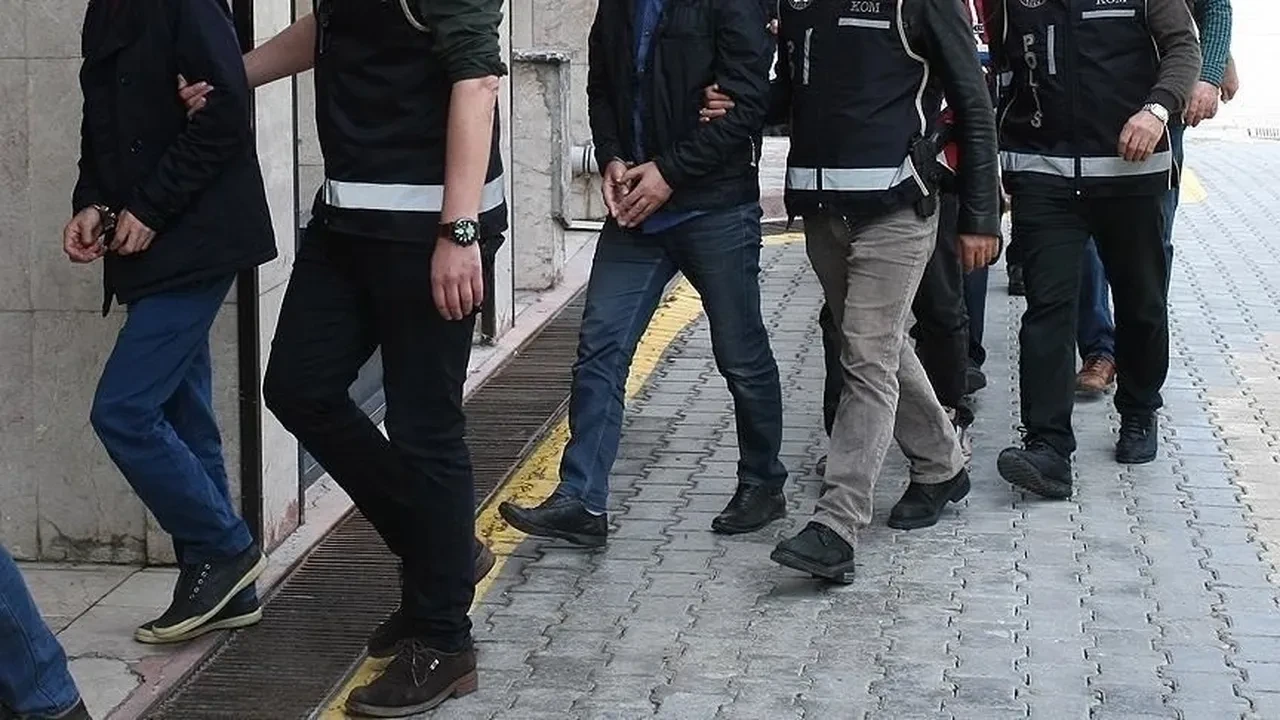Hakime atılan tehdit mesajının altından ‘Daltonlar’ çıktı: “Sülalendeki erkekleri senden alacağız”
