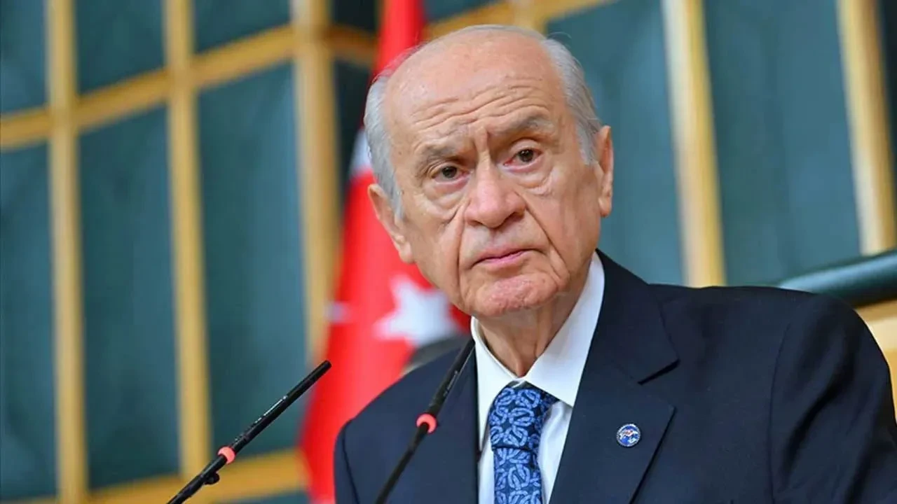 MHP Lideri Devlet Bahçeli'den 19 Mayıs kutlaması: "Yarınlarımızın teminatı gençlerimizin bayramı kutlu olsun"