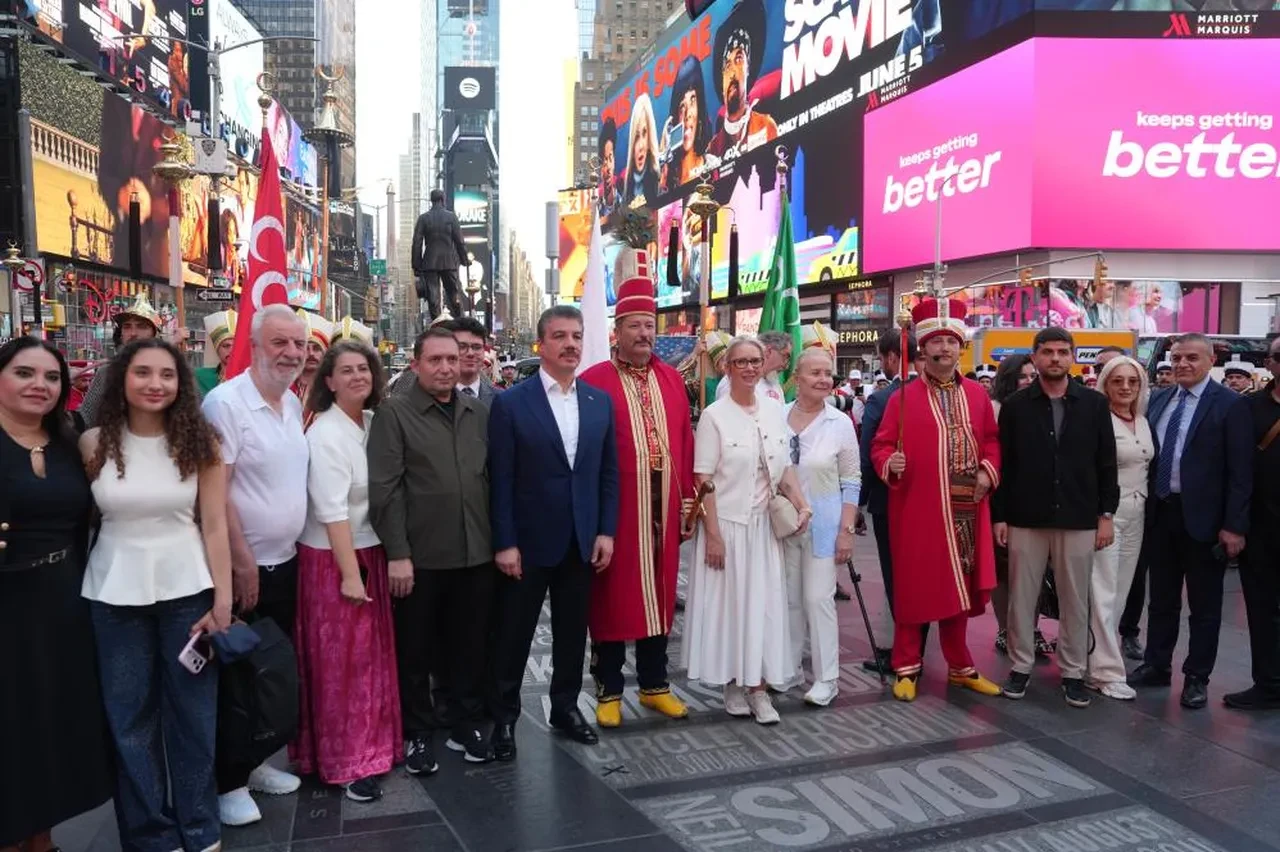 New York'ta 'Mehter' rüzgarı: ABD'liler yoğun ilgi gösterdi