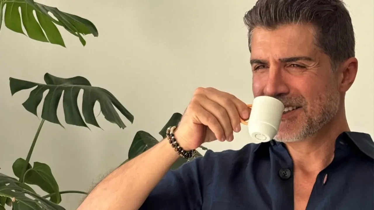 Samar Dadgar’dan Özcan Deniz’e doğum gününde duygusal kutlama ‘Ben nefes aldıkça kimse sana bir şey yapamaz’