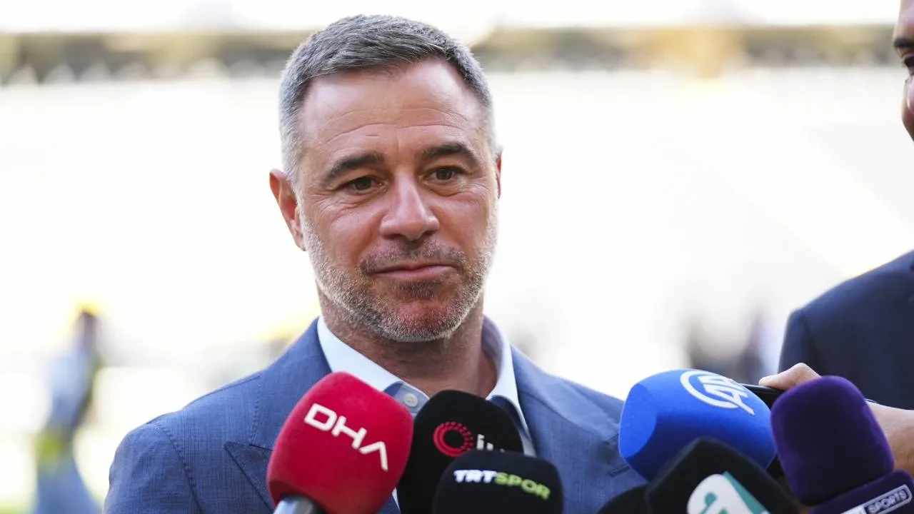 Şampiyon Fenerbahçe kupasına kavuştu! Statta kutlama düzenlendi