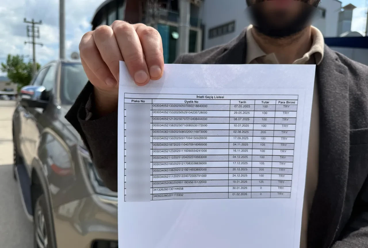 Şehir dışına bile çıkmayan araca ağır fatura! İstanbul'dan otoban cezası ve icra geldi