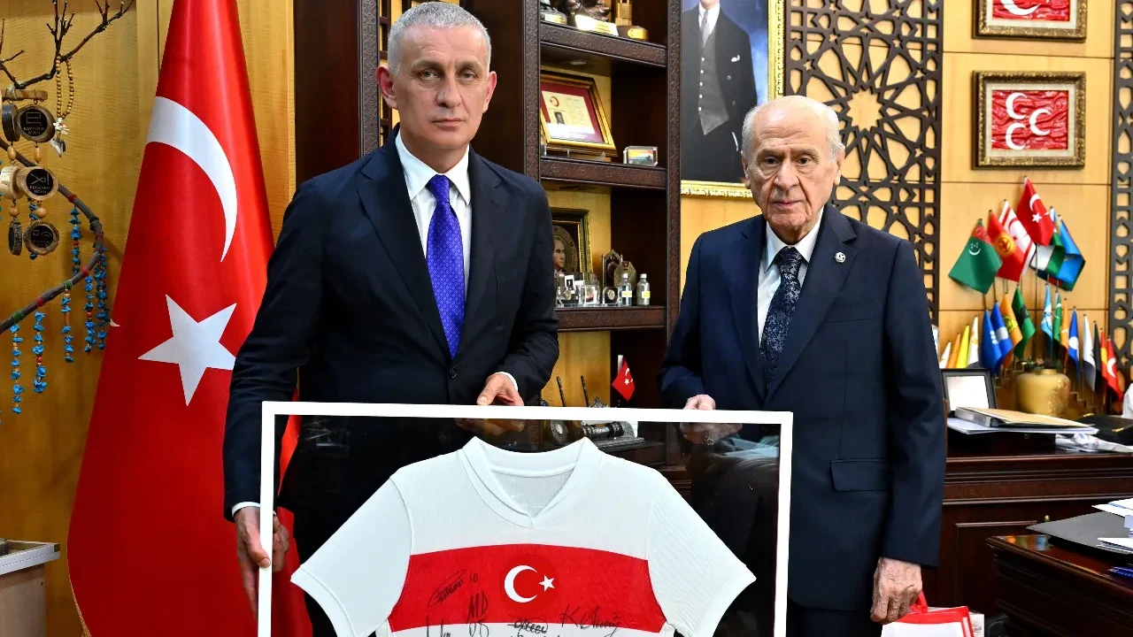 Süper Lig'de deprem etkisi! Devlet Bahçeli'den TFF'ye şok çağrı: 'Ligleri tescil etmeyin'
