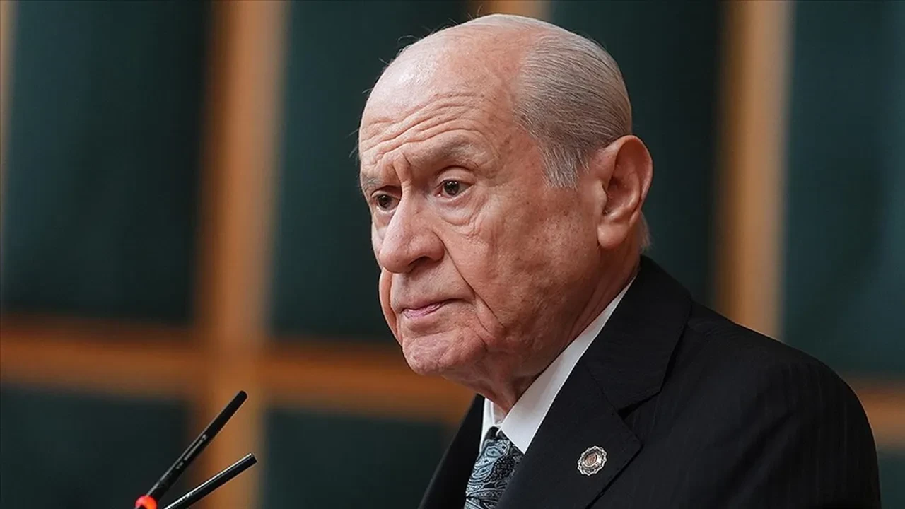Süper Lig'de deprem etkisi! Devlet Bahçeli'den TFF'ye şok çağrı: 'Ligleri tescil etmeyin'