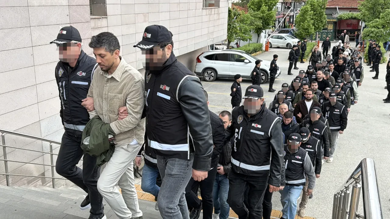 Tepebaşı Belediyesi operasyonunda yeni gelişme! Çok sayıda isim tutuklandı
