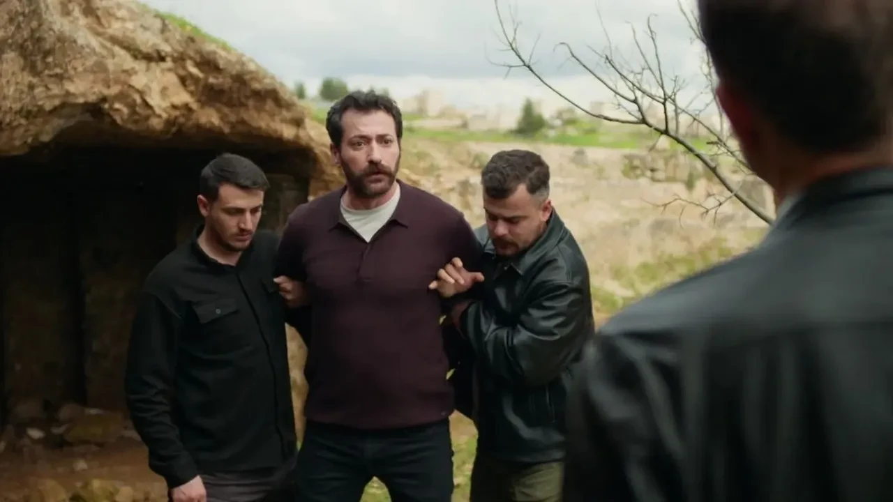 Uzak Şehir’in sezon finaline dair detaylar ortaya çıktı! 3 ayrılık birden yaşanacak