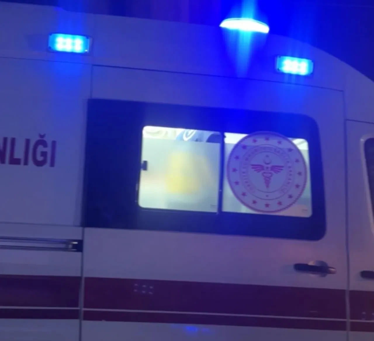 Edirne'de alkollü arkadaşların ‘kayıp anahtar’ tartışması kavgaya dönüştü: 1 yaralı
