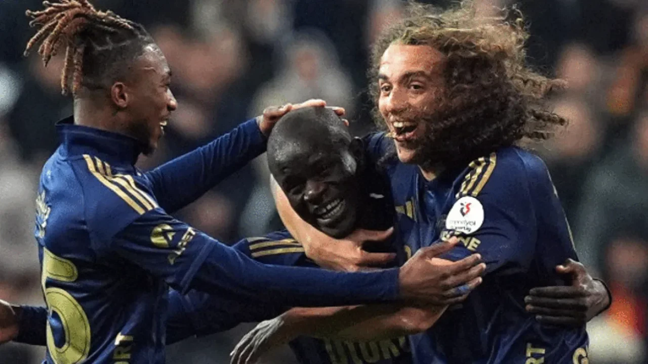 Fenerbahçe Başakşehir CANLI nereden izlenir? Fenerbahçe Başakşehir ilk 11’ler, maç kadrosu belli oldu