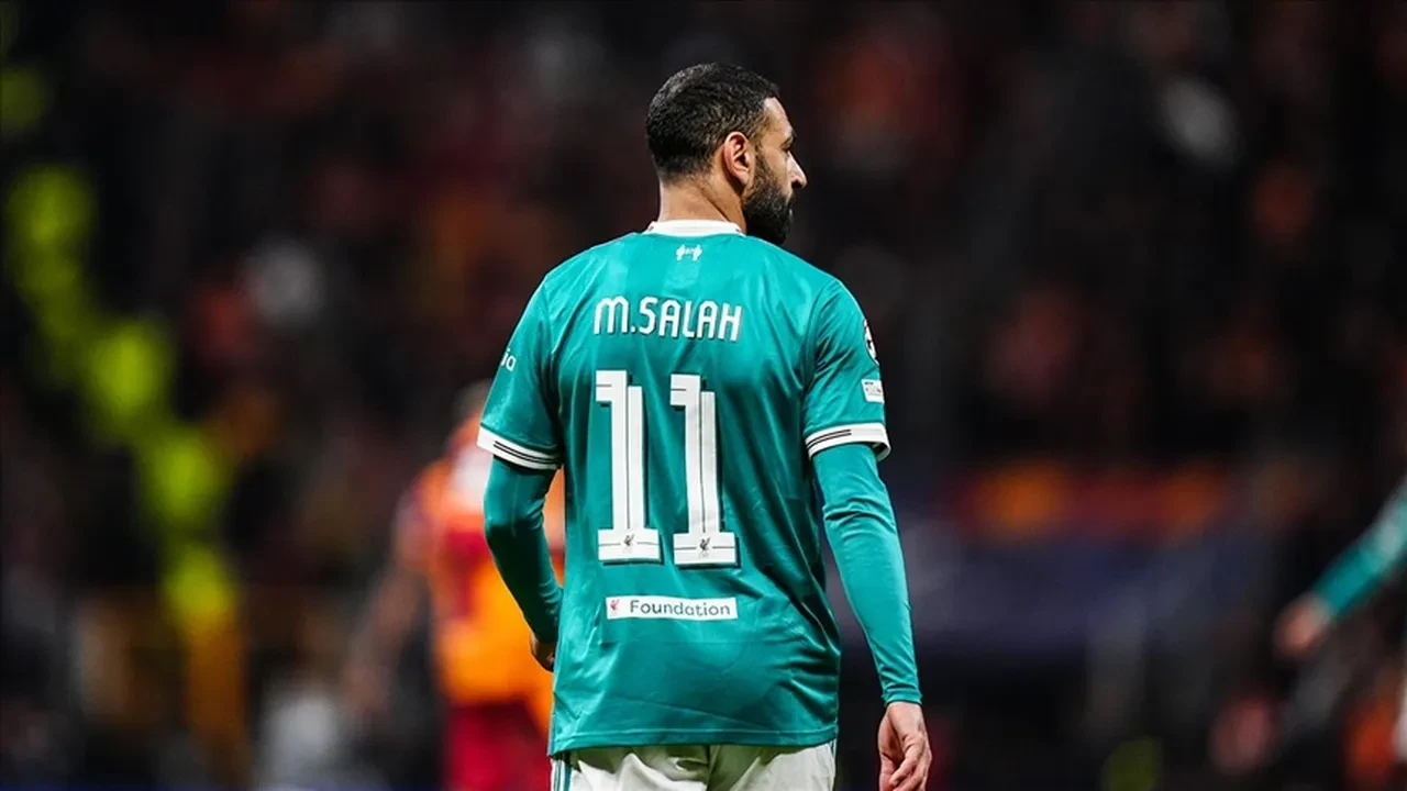 Fenerbahçe'de Mohamed Salah çıkartması: Ertan Torunoğulları devrede! Dünya devleri pusuda bekliyor