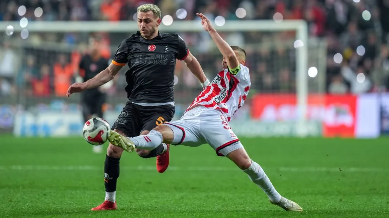 Galatasaray, Samsunspor deplasmanında dağıldı! Cimbom 4-1 yenilerek şampiyonluk turunu atamadı