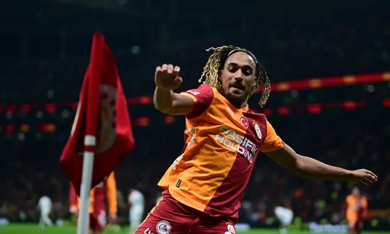 Galatasaray'da 3 yıldızla yollar ayrılıyor! Kiralık isimler evine dönüyor