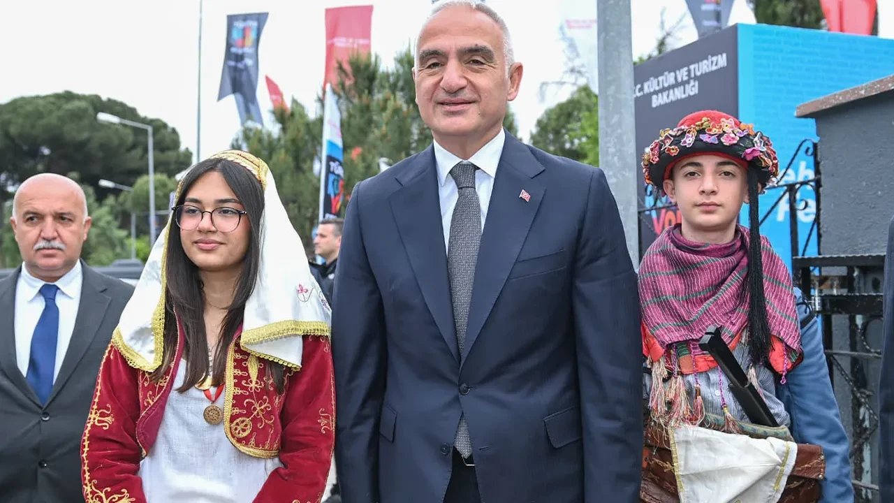 Kültür Yolu ilk kez Aydın'da! Şehir hayatı festivale dönüşüyor: Bakan Ersoy'dan önemli açıklamalar