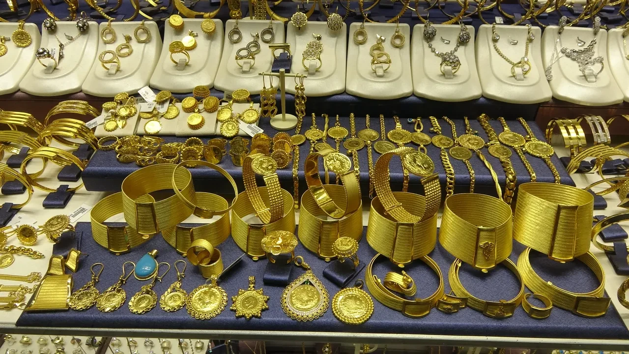 Kuyumculuk sektöründe kredi kartına uygulanan 3 aylık taksit